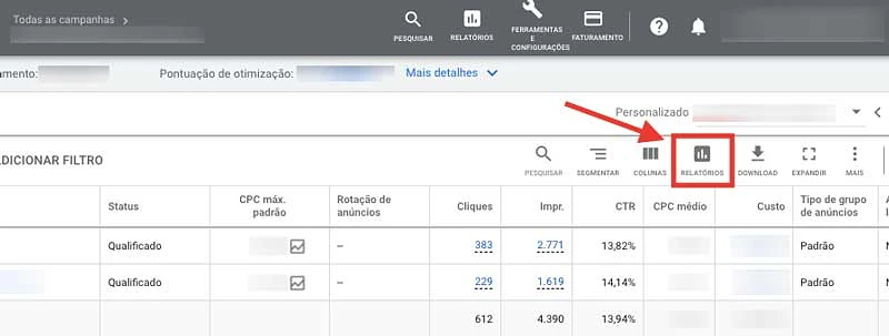 Opção "Relatórios" acima da tabela de métricas no Google Ads